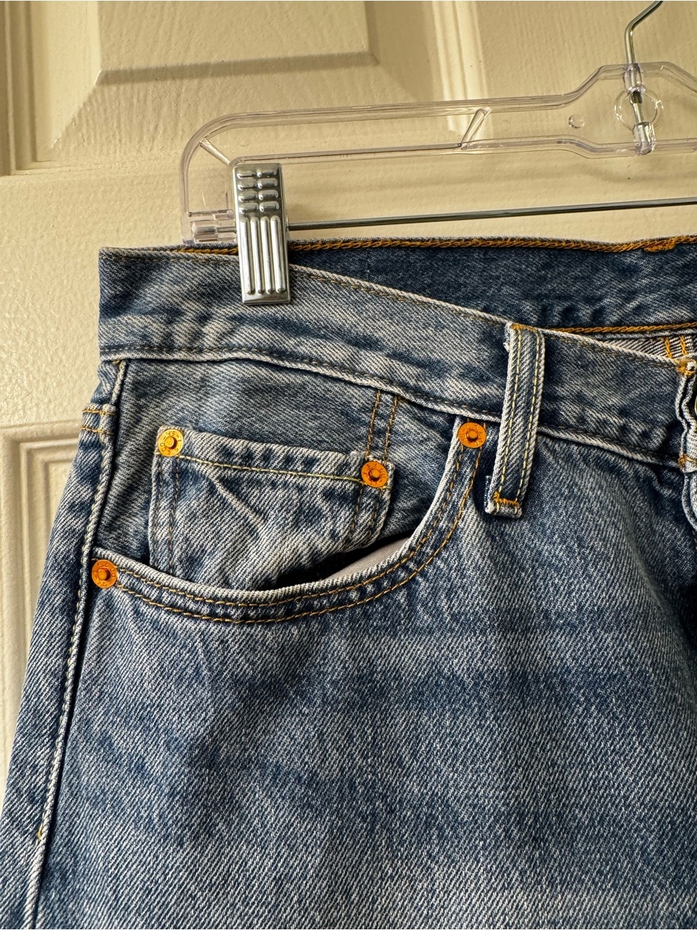 Levi's 501 Midrise Embroidered Distressed Straight-Leg Medium Wash Jeans Sz 28 - Picture 11 of 15